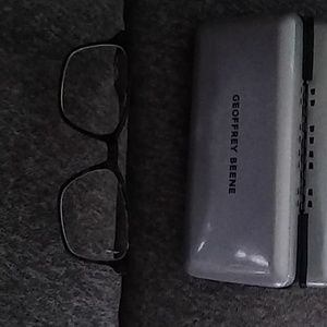 Geoffrey Beene Glasses-Excellent Conditiom